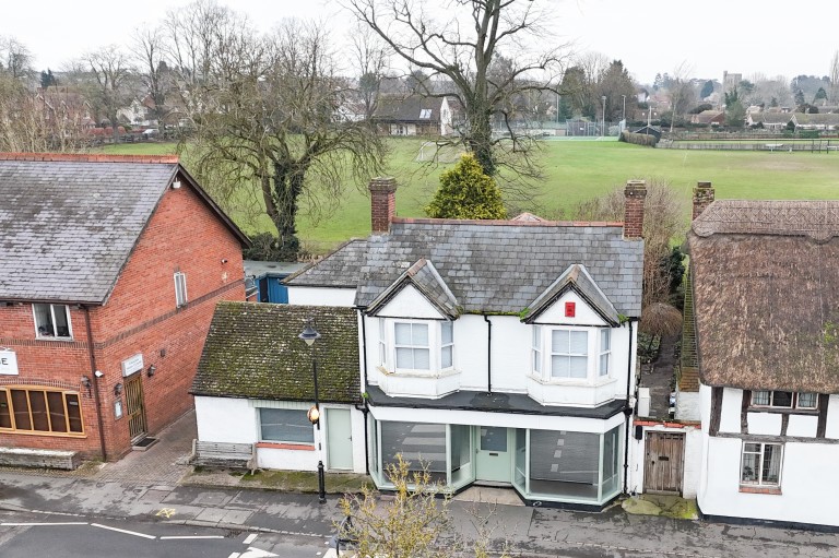 Long Crendon, Buckinghamshire, HP18