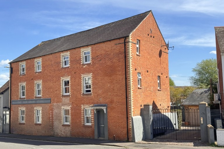 Thame, Oxfordshire, OX9