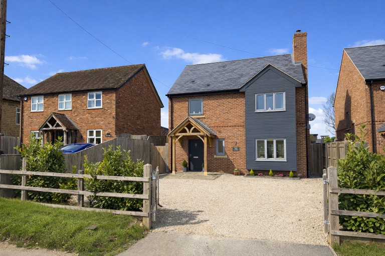 Tiddington, Oxfordshire, OX9 2LH