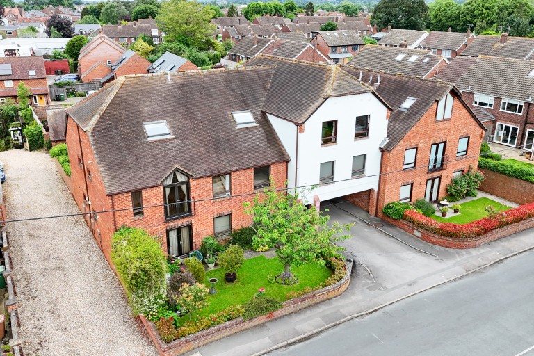 Croft Road, Thame, Oxfordshire, OX9