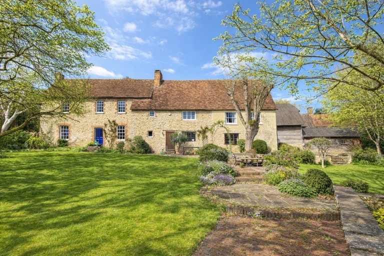 Long Crendon, Buckinghamshire, HP18